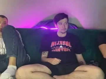 TwinksNextDoor – webcam model profile photo Image 8