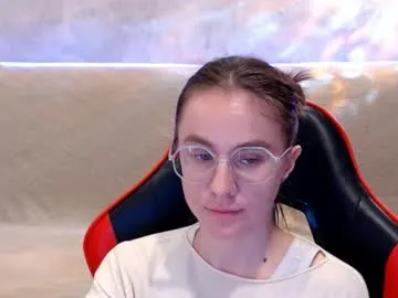 Janhvi- – webcam model profile photo Image 16