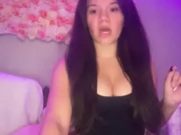 babyaves – webcam model profile photo