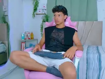 roselunes – webcam model profile photo Image 4