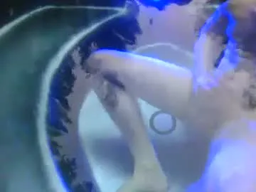 niuniuhenhuai2025 – webcam model profile photo Image 5