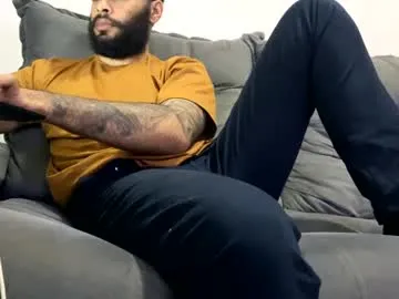DomManlyGuy – webcam model profile photo Image 9