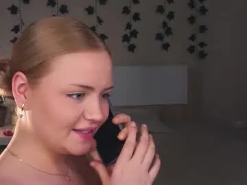 V-Hot-Sweti chat room preview Image 16