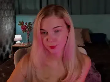 Shainajones19 – webcam model profile photo Image 11