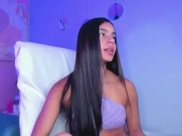 astridjenkins95 – webcam model profile photo Image 15