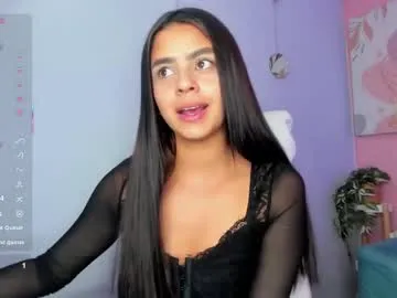 astridjenkins95 – webcam model profile photo Image 3