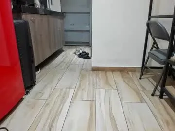 AlisaMoss – webcam model profile photo Image 8