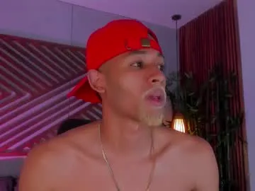 someone_sweet – webcam model profile photo Image 16