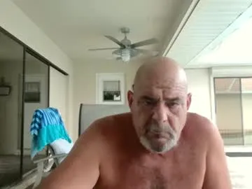 seraphine23 – webcam model profile photo Image 7