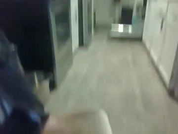 alexandjohntv – webcam model profile photo Image 4