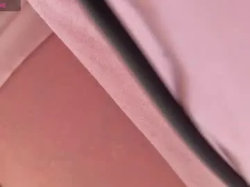 someone_sweet – webcam model profile photo Image 6