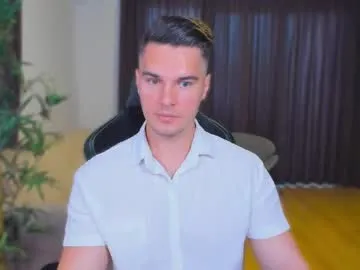 bisexualmilf – webcam model profile photo Image 8