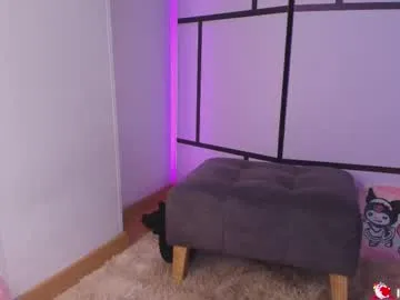 PumaShyXD – webcam model profile photo Image 9