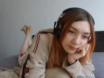 _lollyshy_ – webcam model profile photo Image 10