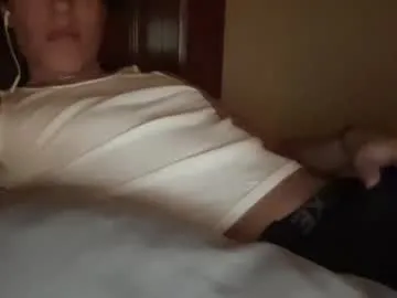 alexandjohntv – webcam model profile photo Image 14