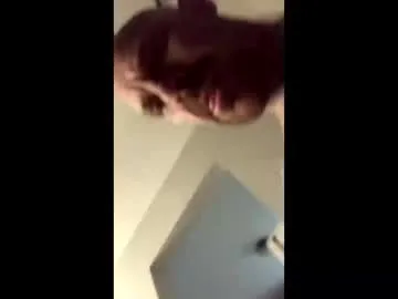 loving_ladies – webcam model profile photo Image 5