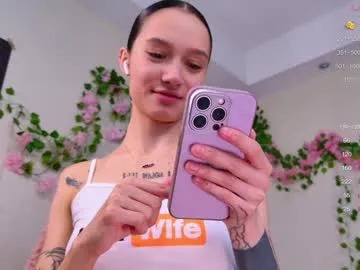 AshyHeavenn – webcam model profile photo Image 8