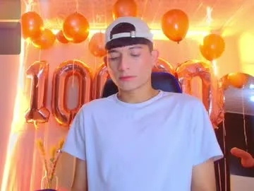 maidabuoy – webcam model profile photo Image 7