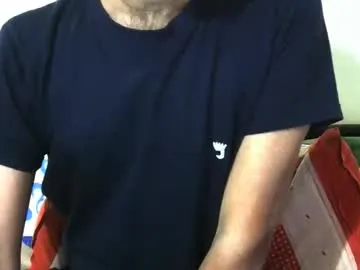 roouse – webcam model profile photo Image 12