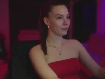 trishasafran chat room preview Image 2