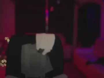 trishasafran chat room preview Image 7