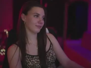 trishasafran chat room preview Image 8