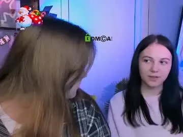 astridscheller – webcam model profile photo Image 12