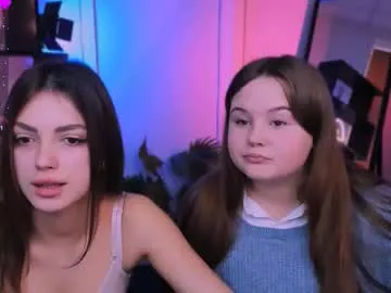 astridscheller – webcam model profile photo Image 4