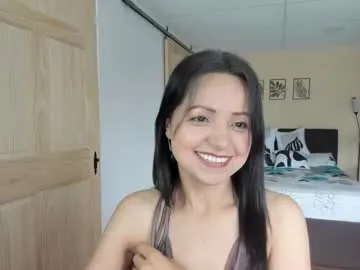 _Alicee_1 – webcam model profile photo Image 7