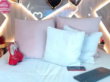 hornyshow_tv – webcam model profile photo Image 16