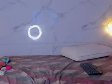 litlle_flowers – webcam model profile photo Image 12