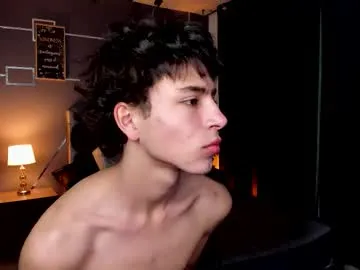 Gaia33 – webcam model profile photo Image 19