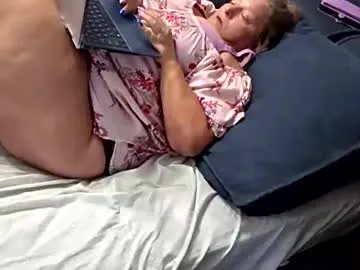 claudineddd Image 8