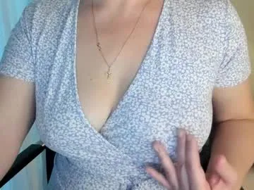 bisexualmilf – webcam model profile photo Image 5