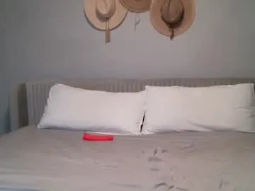 sellapink – webcam model profile photo Image 2