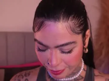 shy_college_girl chat room preview Image 11