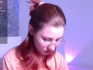 min9811 – webcam model profile photo Image 13