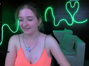 hornyshow_tv – webcam model profile photo Image 6