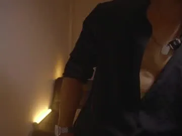 little_show_sexy – webcam model profile photo Image 19