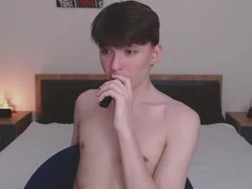 IORio2 – webcam model profile photo Image 11