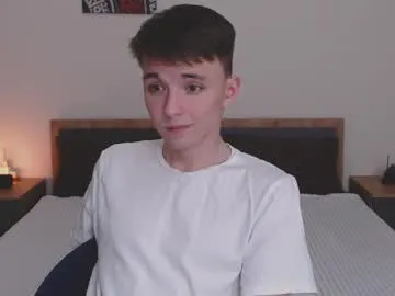 IORio2 – webcam model profile photo Image 12