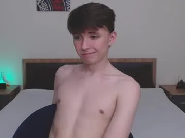 IORio2 – webcam model profile photo Image 7