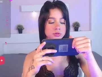 daniellereyes9 Image 4