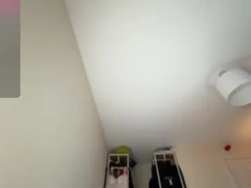 Ms-KARINA chat room preview Image 14