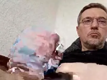 PumaShyXD chat room preview Image 8