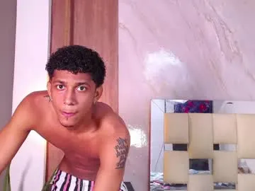 kim_ryu – webcam model profile photo Image 2