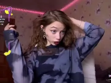 PumaShyXD – webcam model profile photo Image 2