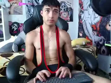 MaximoBenetti – webcam model profile photo Image 6