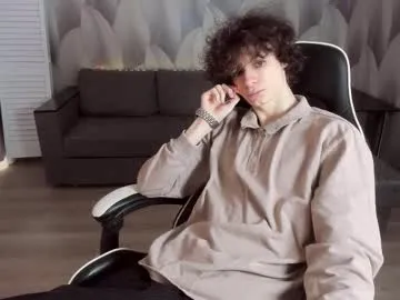 Kento26767 – webcam model profile photo Image 18