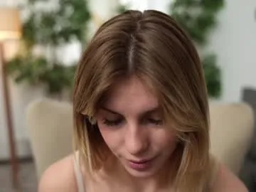 bombaleila – webcam model profile photo Image 5